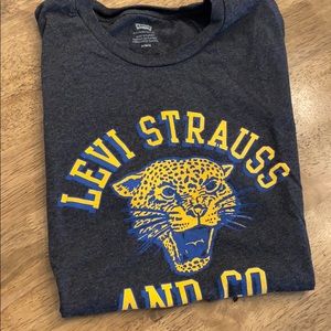 Levi’s Vintage Tee